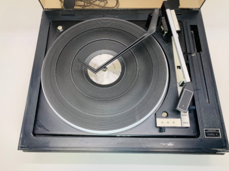 Photo 4 of 278982…vintage BSR McDonald 2310 turntable 