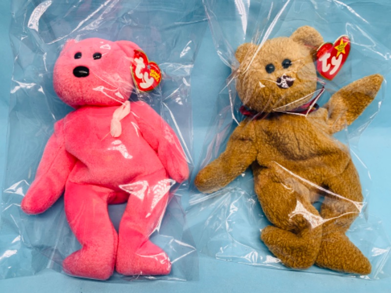 Photo 1 of 279020… 2 ty beanie babies in plastic bags 