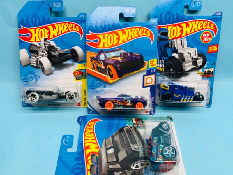 Photo 1 of 279026…4 hot wheels die cast cars in original packages 