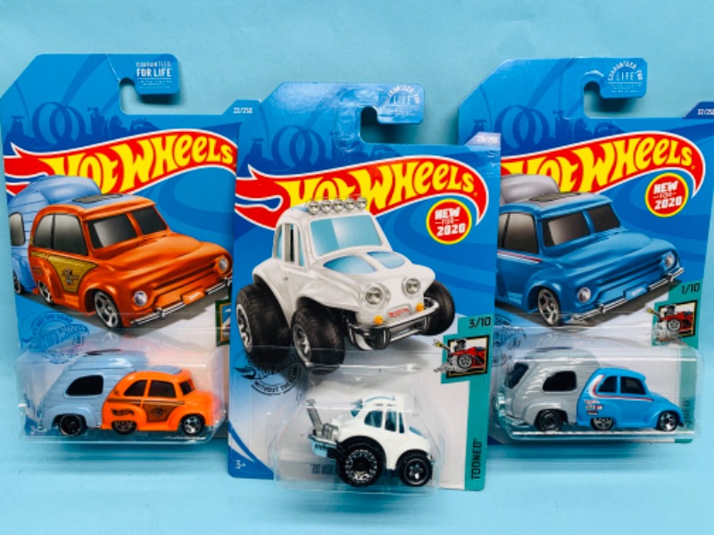 Photo 1 of 279028…3 hot wheels die cast bugs in original packages 