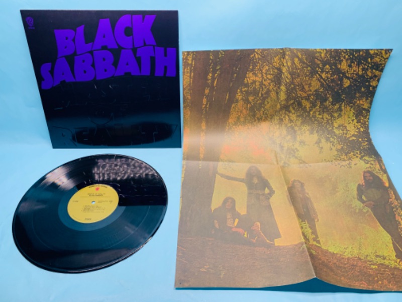 Photo 2 of 279042…great condition Black Sabbath vinyl record in plastic sleeve 1971 cover and record in great condition for age 