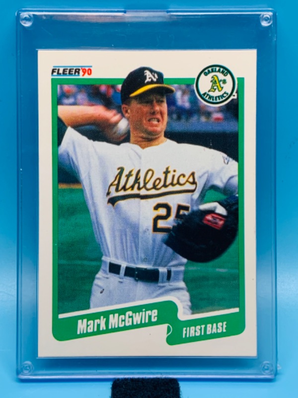 Photo 1 of 279088…fleer error mark McGwire card 15 in hard plastic case- 1989 runline should be 74 not 4 