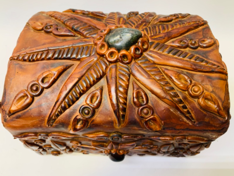 Photo 5 of 279154…7” decorative wood box made in Gautama 