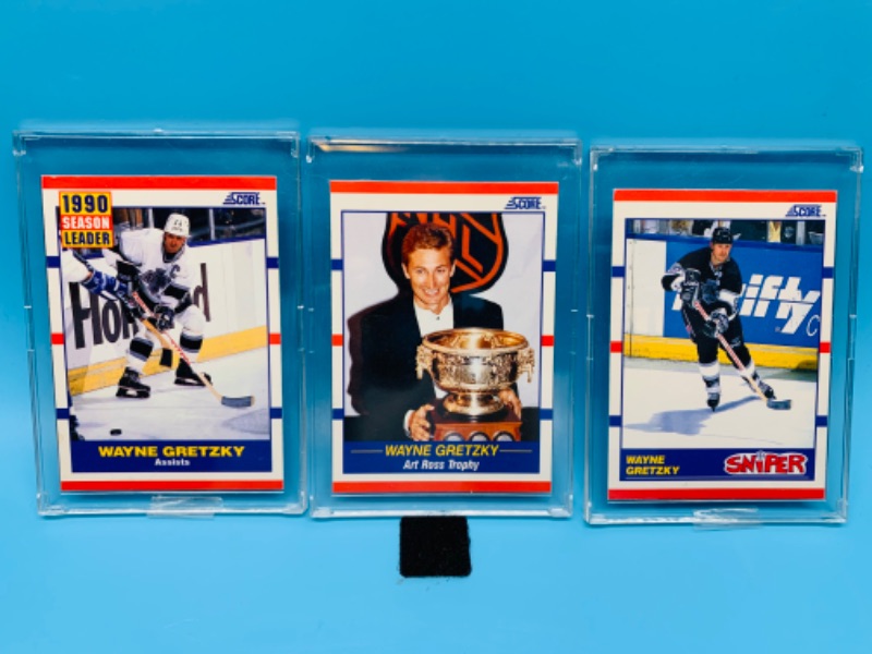 Photo 1 of 279185…3 Wayne Gretzky cards in hard plastic cases 