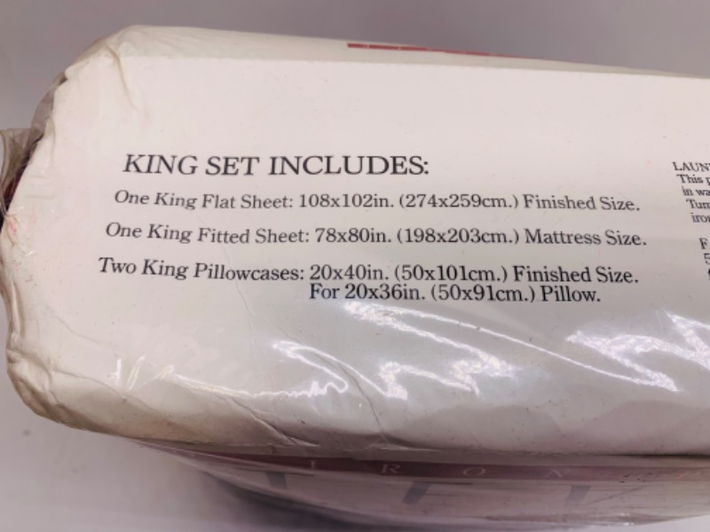 Photo 2 of 279283…vintage Stevens king sheet set in original package includes 2 king pillowcases, 1 flat, and 1 fitted sheet 