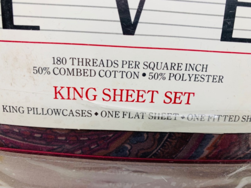 Photo 3 of 279283…vintage Stevens king sheet set in original package includes 2 king pillowcases, 1 flat, and 1 fitted sheet 