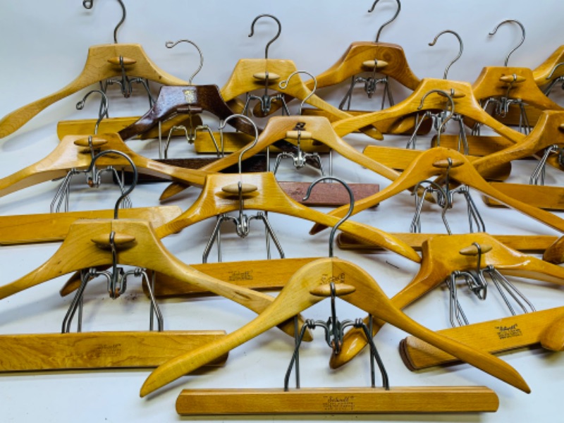 Photo 4 of 279368…17 vintage setwell high quality wood hangers with pants clips 