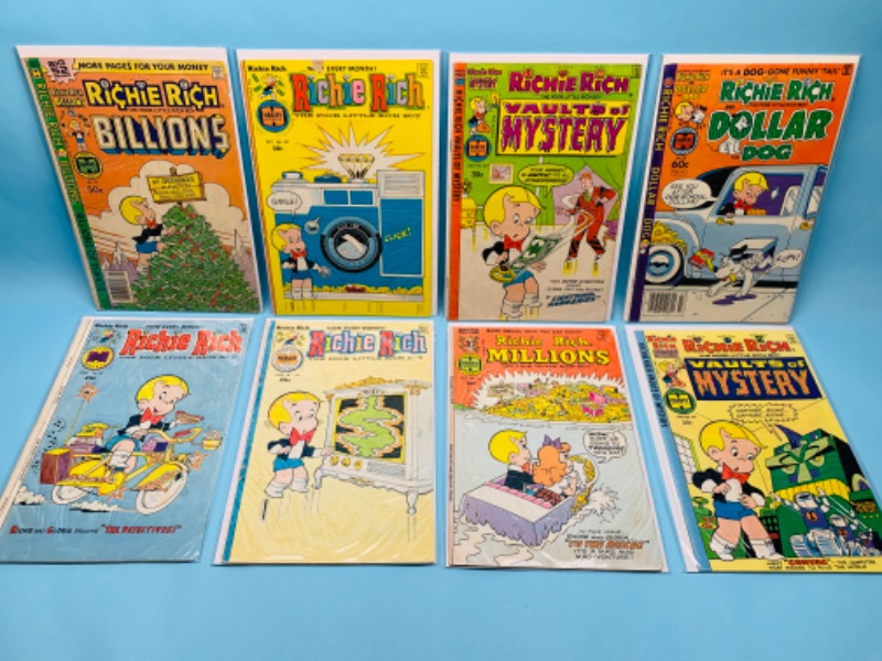 Photo 1 of 279405…8 vintage Richie Rich comics in plastic sleeves 