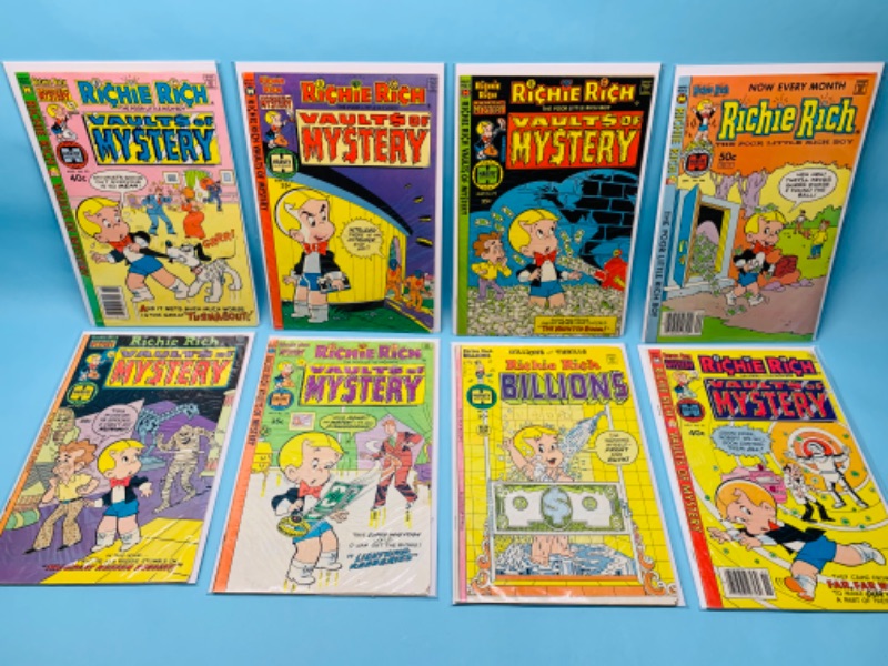 Photo 1 of 279406…8 vintage Richie Rich comics in plastic sleeves 