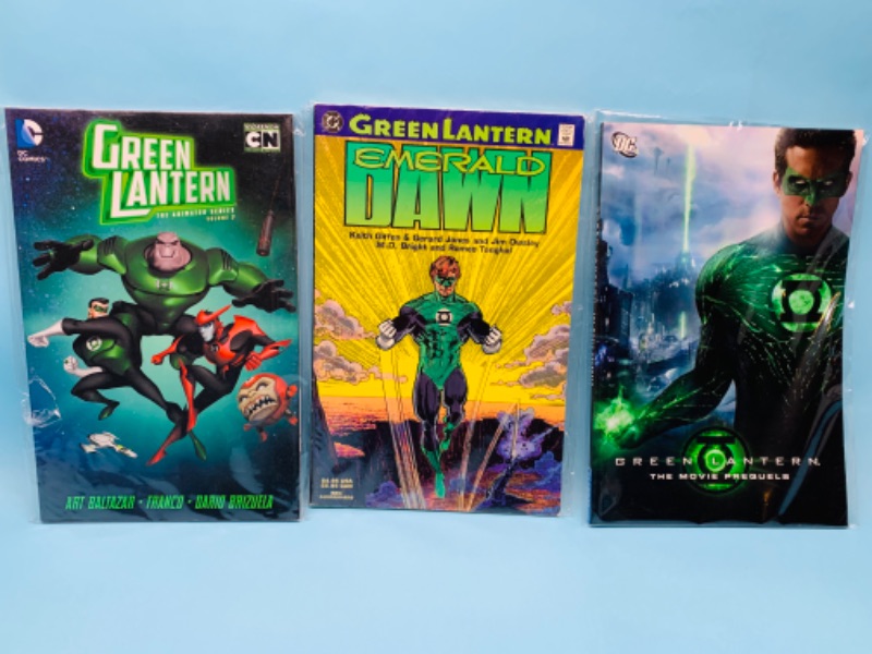 Photo 2 of 279421…3 Green lantern paperback novels in plastic sleeves