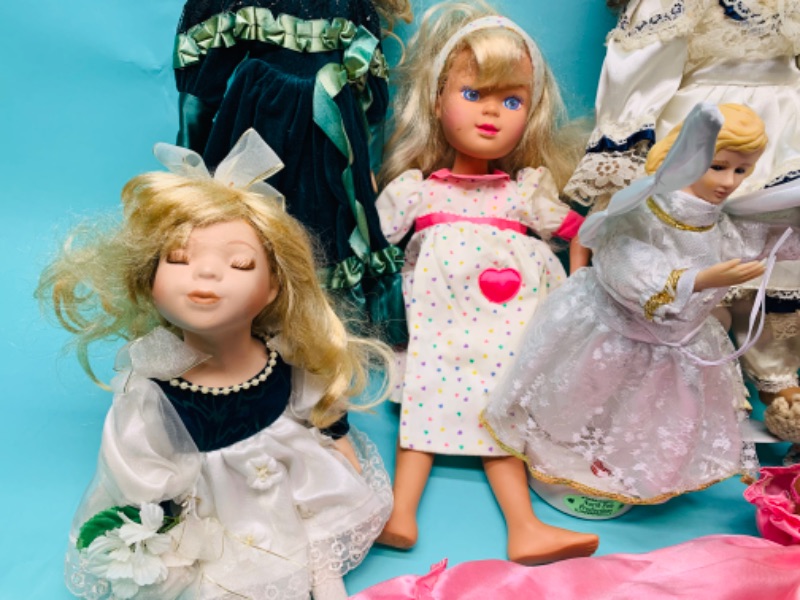 Photo 1 of 279725…8 dolls- some porcelain, some vintage, some may be missing parts