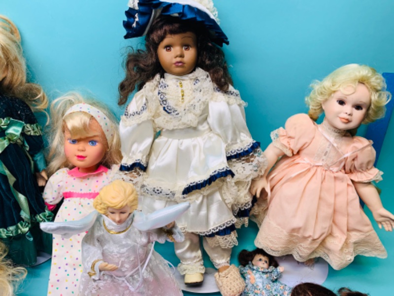 Photo 2 of 279725…8 dolls- some porcelain, some vintage, some may be missing parts