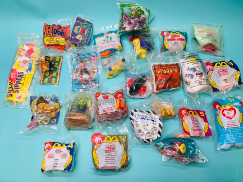 Photo 1 of 279737…25 vintage McDonald’s happy meal toys in packages 