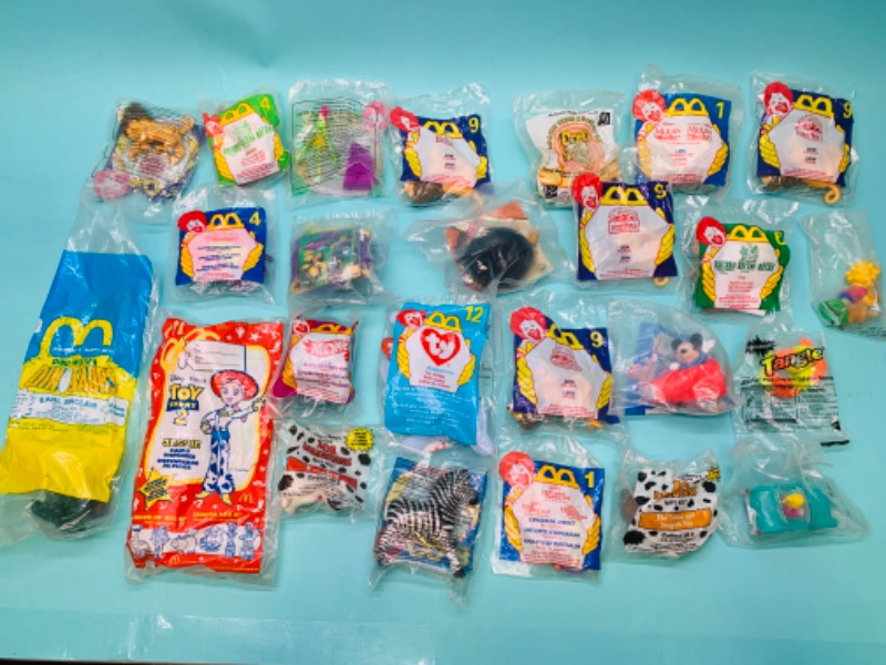 Photo 1 of 279740…25 vintage McDonald’s happy meal toys in packages 