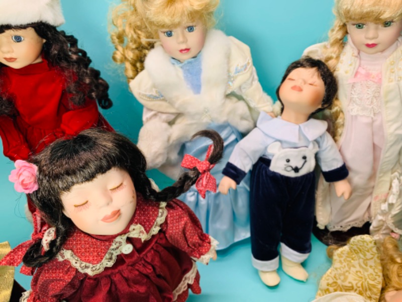 Photo 2 of 279747…7 vintage porcelain dolls 