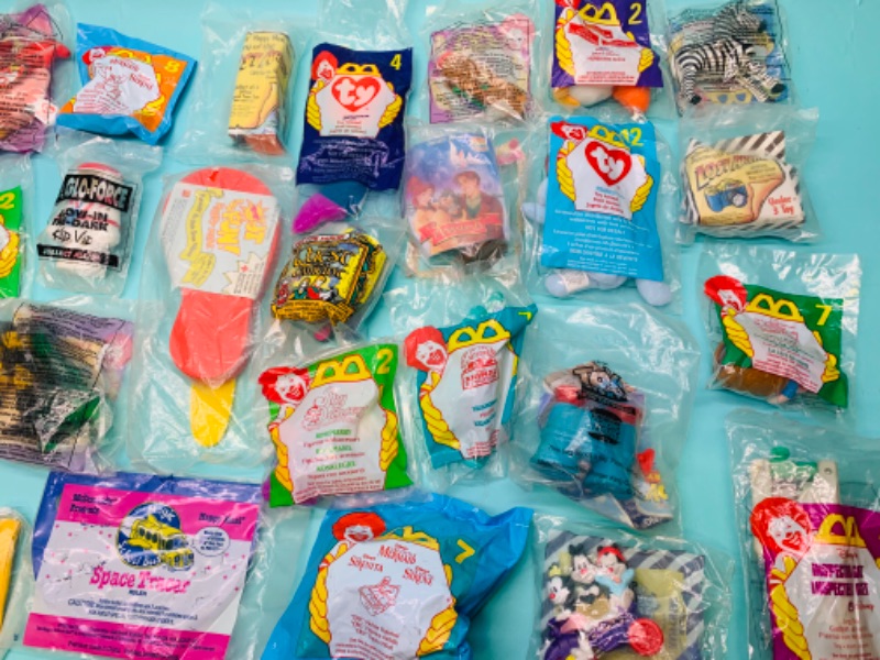 Photo 2 of 279752…25 vintage McDonald’s happy meal toys in packages 