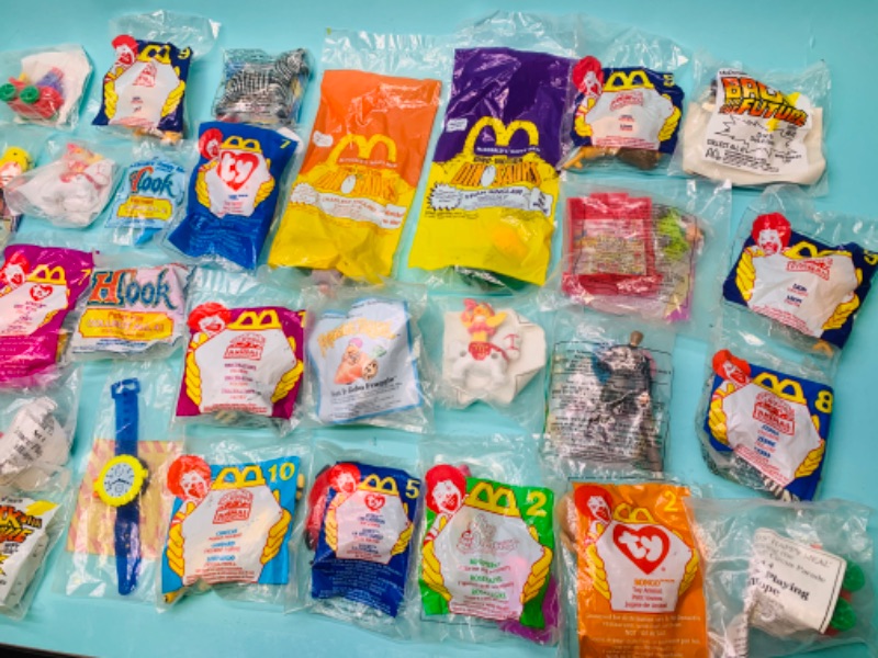 Photo 3 of 279754…30 vintage McDonald’s happy meal toys in packages 