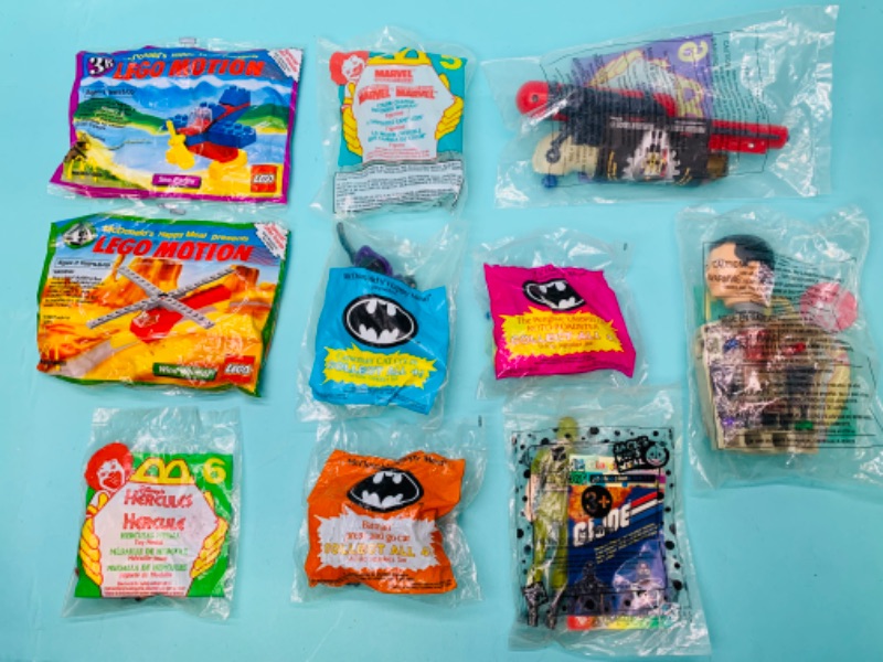 Photo 1 of 279756…McDonald’s happy meal lego, Batman toys in packages