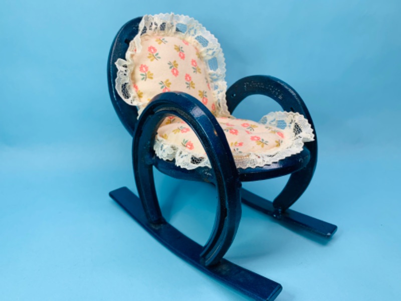 Photo 2 of 279808…unique horseshoe doll chair 