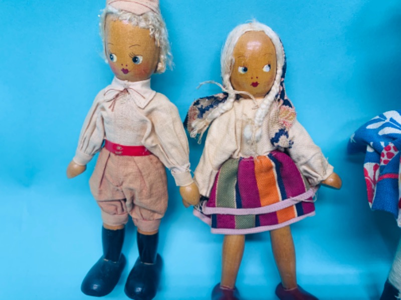 Photo 2 of 279861…4 antique/vintage dolls - wood and knit