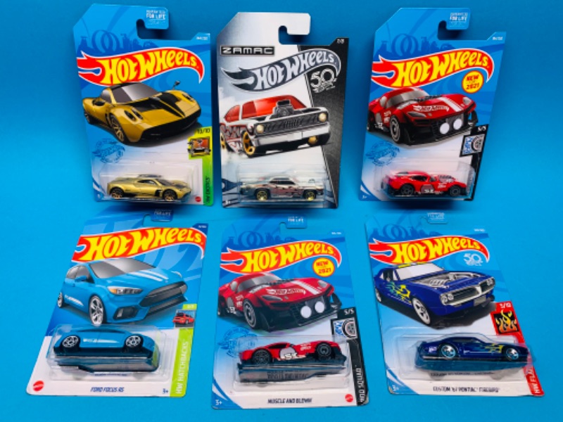 Photo 1 of 281668… 6 hot wheels die cast cars in original packages 