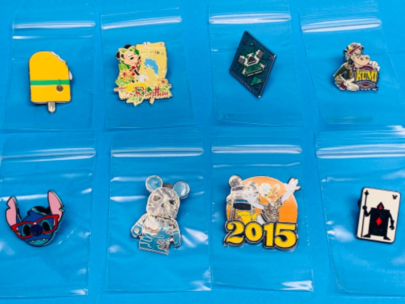 Photo 1 of 281808…8 Disney pins in plastic bags 