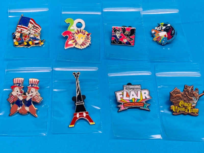 Photo 1 of 281812…8 Disney pins in plastic bags 