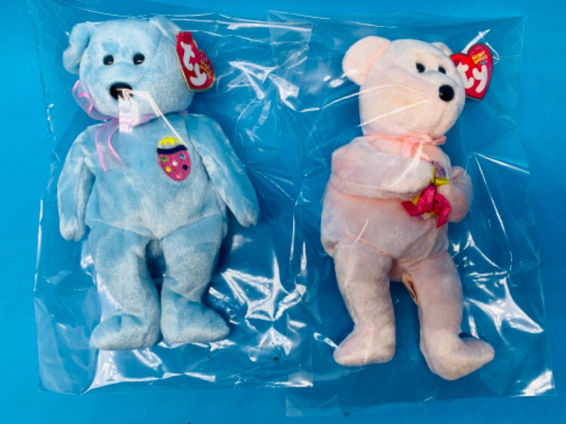 Photo 1 of 281986… 2 TY beanie babies in plastic bags 