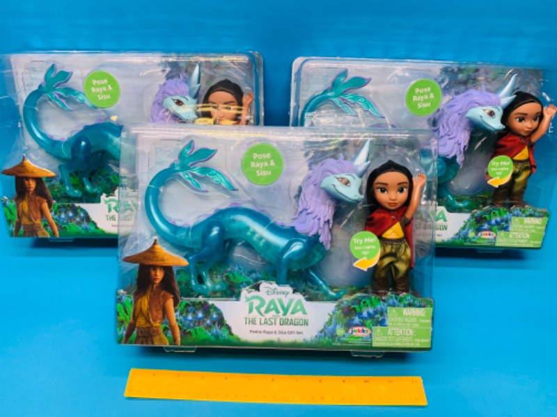 Photo 1 of 282256…3 Disney Raya and the last dragon light up Sisu toys