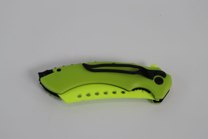 Photo 3 of LIME GREEN SAMURAI SKULL WITH KENTANA POCKET KNIFE NEW 