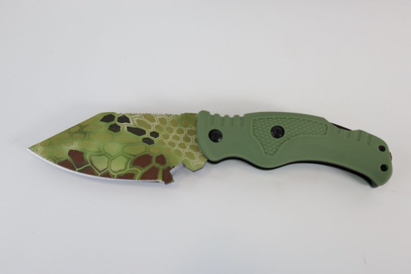 Photo 1 of GREEN TACTICAL KNIFE NEW