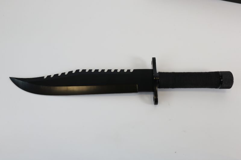 Photo 2 of BLACK CAMPING KNIFE NEW 