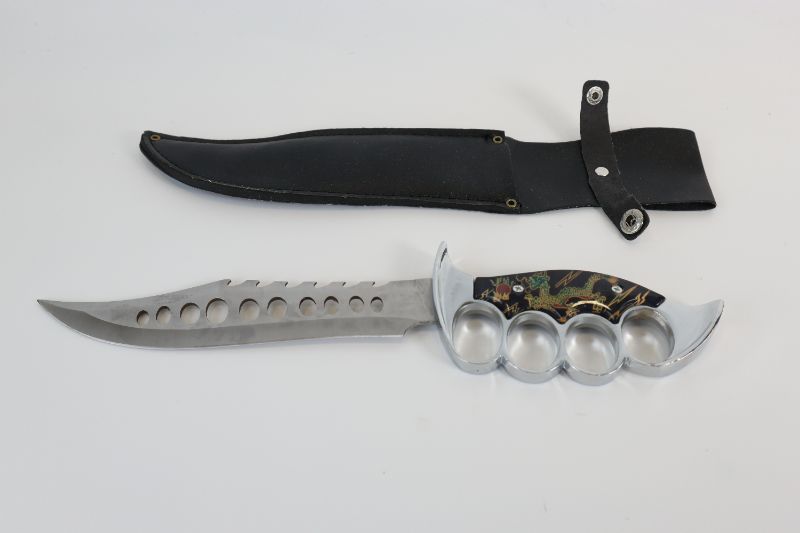 Photo 2 of DRAGON BRASS KNUCKLE TACTICAL KNIFE NEW 