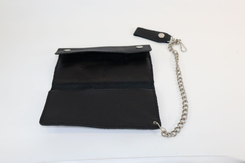 Photo 3 of BLACK LEATHER WALLET NEW 