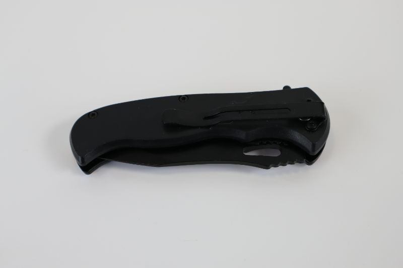 Photo 2 of GRIZZLY BEAR POCKET KNIFE NEW