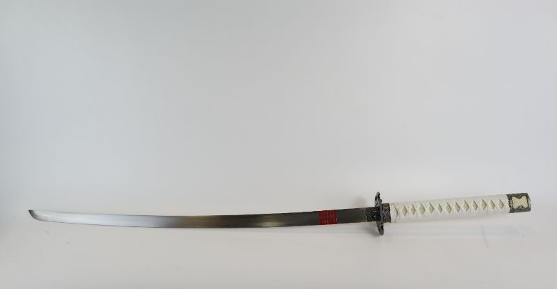 Photo 1 of 39 INCH WHITE KATANA FUNCTIONAL NEW - not sharpened