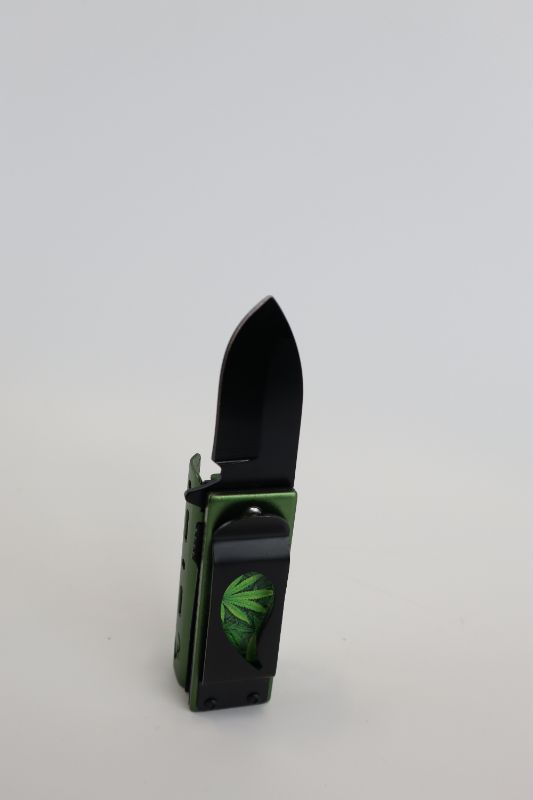 Photo 1 of MINI LIGHTER AND KNIFE  KEYCHAIN HOLDER NEW GREEN WITH  CANNABIS LEAF 