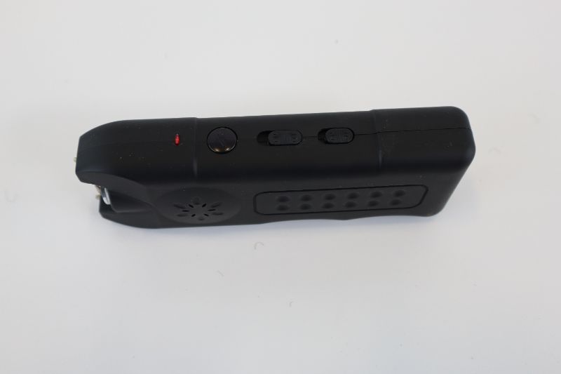 Photo 3 of BLACK STUN GUN WITH CARRY CASE NEW 