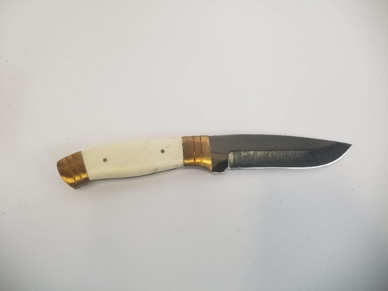 Photo 1 of 8.25 SLEEK SKINNER BONE NEW