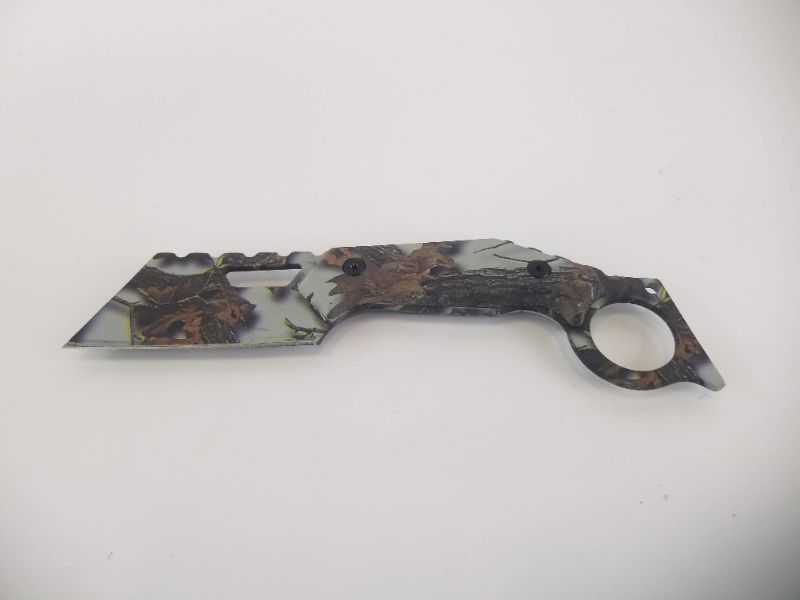 Photo 1 of GRAY SILVER TREE CAMO HUNTING KNIFE NEW