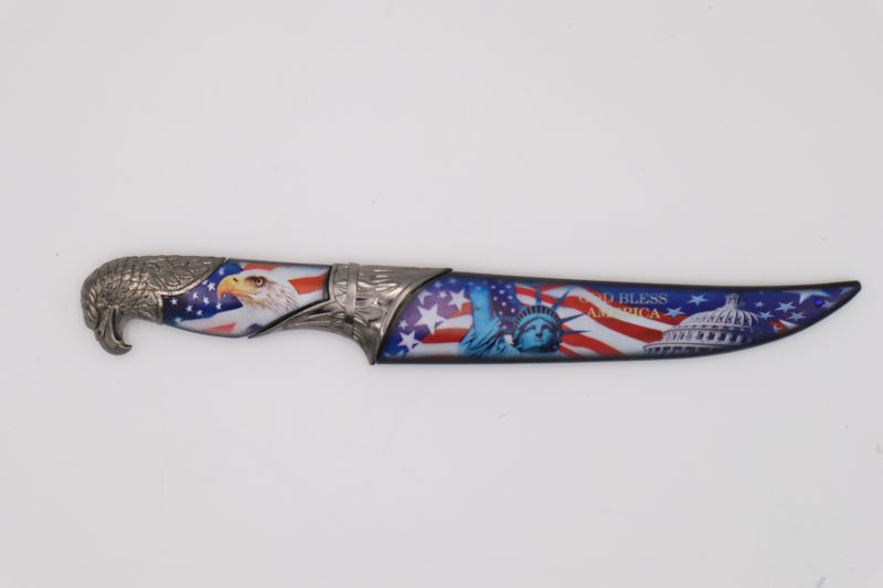 Photo 1 of AMERICAN EAGLE STATUE OF LIBERTY AND AMERICAN FLAG WITH EAGLE HANDLE DISPLAY KNIFE NEW