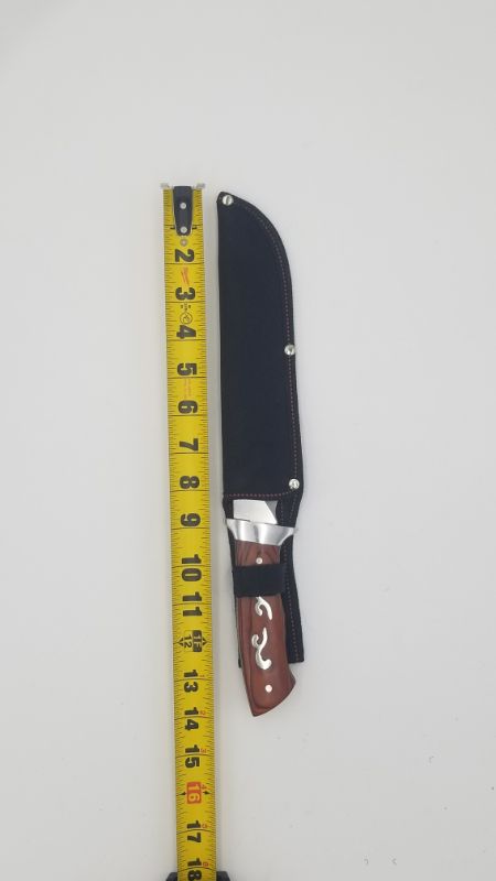 Photo 2 of FUNCTIONAL DISPLAY KNIFE NEW 