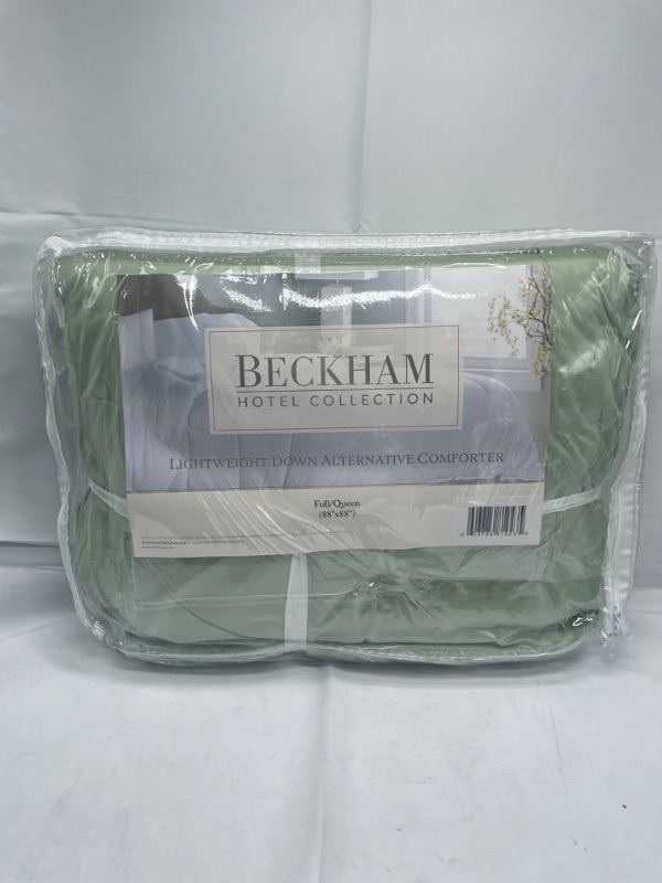 Photo 2 of Beckham Hotel Collection FULL QUEEN Down Alternative Home Bedding & Duvet Insert - Olive