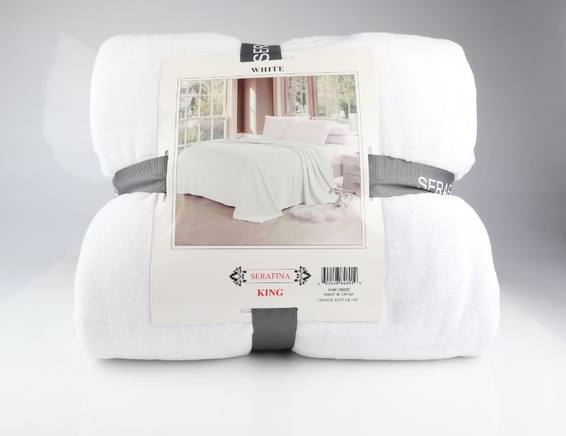 Photo 1 of KING THROW BLANKET COLOR WHITE NEW $ 44.99
