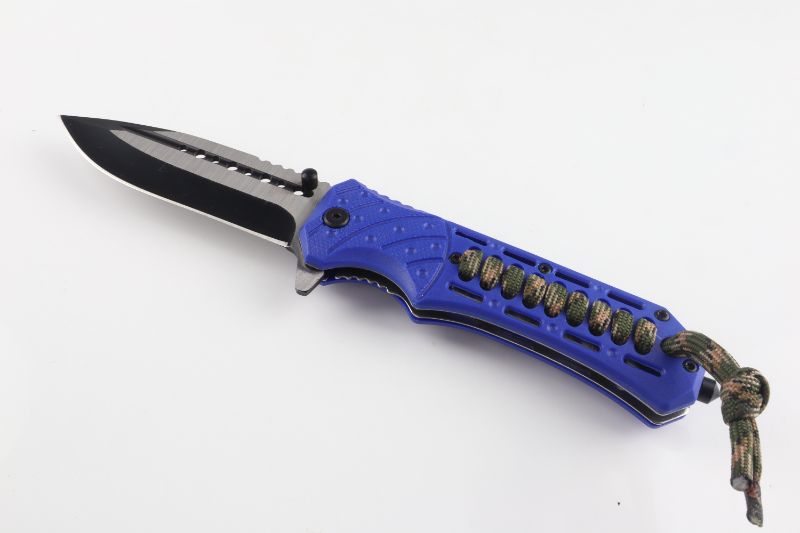 Photo 2 of  BLUE TACTICAL POCKET KNIE WITH PARACORD NEW 