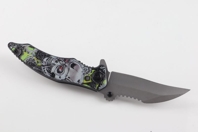 Photo 1 of MECHANICAL SKULL POCKET KNIFE NEW