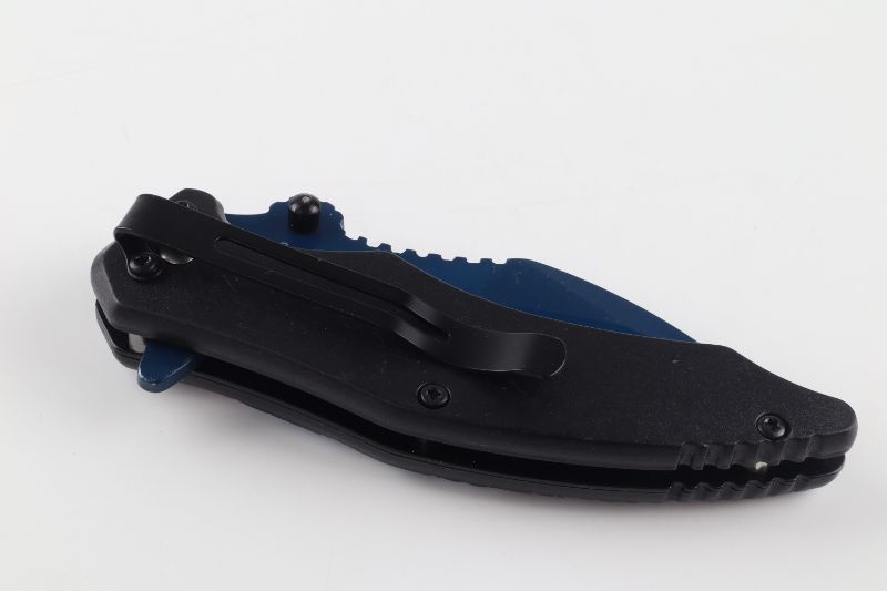 Photo 3 of MECHANICAL SKULL BLUE POCKET KNIFE NEW