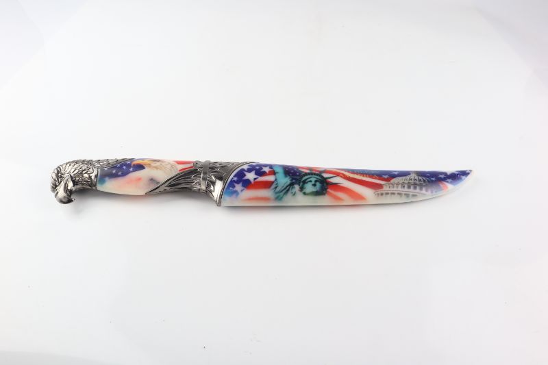 Photo 2 of STATUE OF LIBERTY COLLECTIBLE KNIFE NEW 