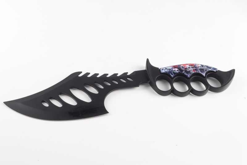 Photo 1 of ZOMBIE SKELETON KNUCKLE HOLDING GRIP KNIFE NEW 