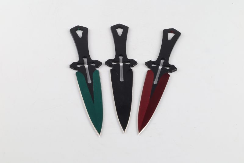 Photo 1 of 3 PIECE THROWING KNIVES NEW 